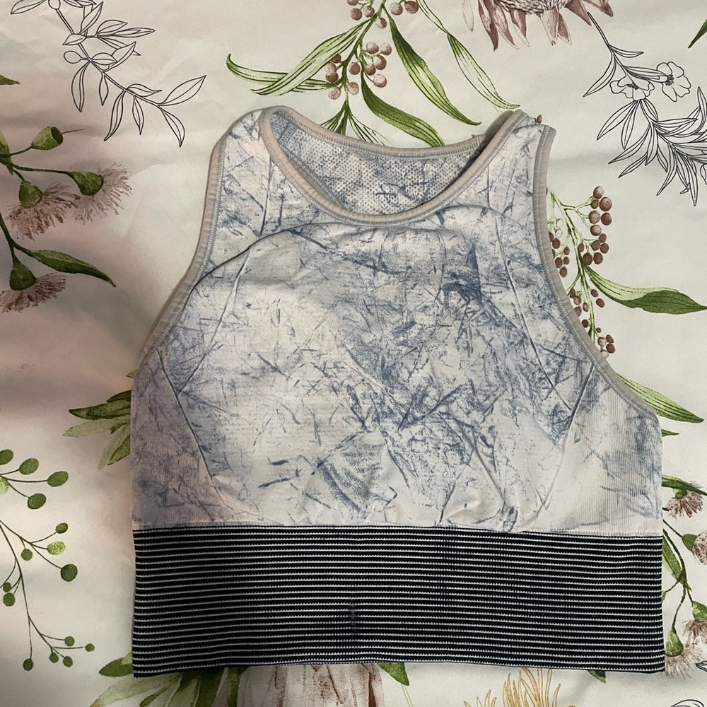 Sports bra